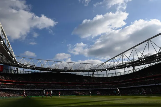 تُعد هذه التطورات أحدث فصول محاولة إصلاح هيكل تمويل كرة القدم الإنجليزية (أ.ف.ب)