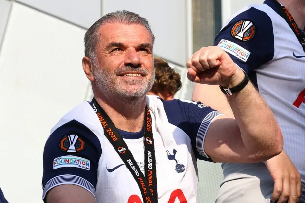 أنجي بوستيكوغلو مدرب توتنهام هوتسبير (رويترز)