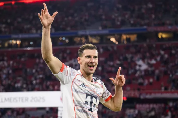 لاعب خط الوسط الألماني ليون غوريتسكا (د.ب.أ)