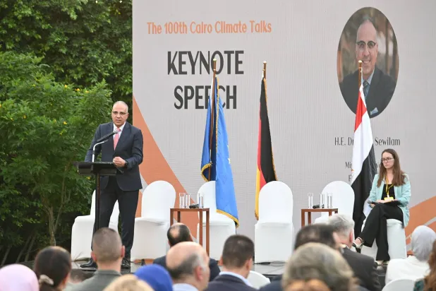 وزير الري المصري يشارك في احتفالية نظمتها السفارة الألمانية بالقاهرة بمناسبة مرور 14 عاماً على «محادثات القاهرة للمناخ بين مصر وألمانيا» (الري المصرية)