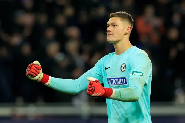 كيل سخيربن (رويترز)