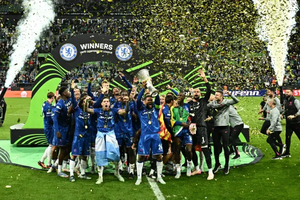 تشيلسي أول فريق يحرز ألقاب المسابقات القارية الخمسة الكبرى (رويترز)