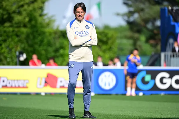 إنزاغي على مشارف مجد أوروبي جديد (أ.ف.ب)