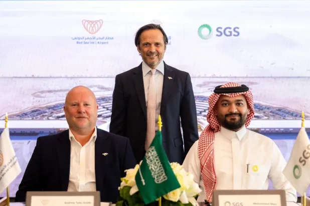 جانب من الاتفاقية الاستراتيجية بين «الشركة السعودية للخدمات الأرضية» وشركة «دا» العالمية (الشرق الأوسط)