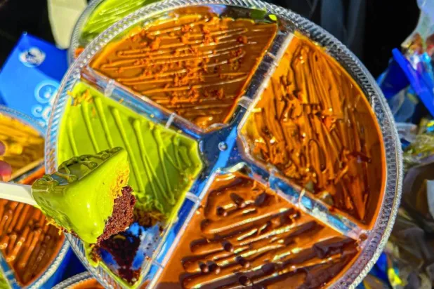 كيكة الهبة بالبيستاشيو تحولت إلى ترند