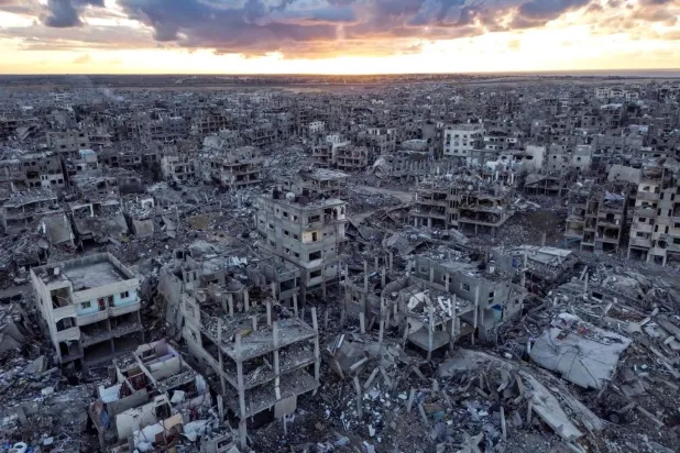 İsrail ordusunun 7 Ekim 2023'ten bu yana Gazze'ye düzenlediği saldırılarda öldürülen Filistinlilerin sayısı 52 bini geçti (AP)