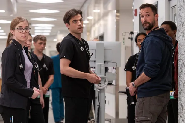 The Pitt, eleştiri derleme sitesi Rotten Tomatoes'da 100 üzerinden 95 gibi kusursuza yakın bir puana sahip (Max)