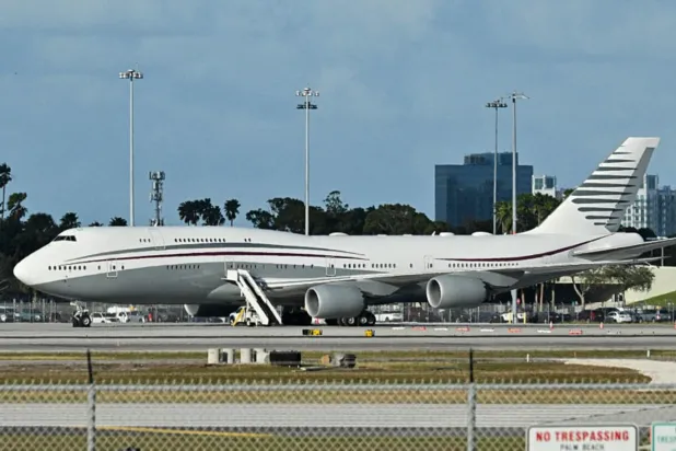 Katar'ın Trump'a hediye ettiği uçak, şubatta ABD'ye gönderilmişti (AFP)