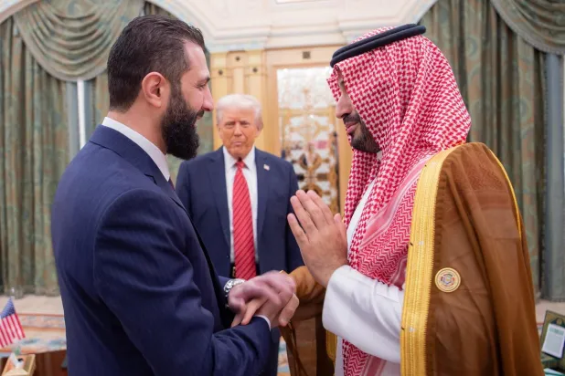 Suudi Arabistan Veliaht Prensi Muhammed bin Selman, Trump ve Suriye lideri Ahmed Şara bir araya geldi (Reuters)