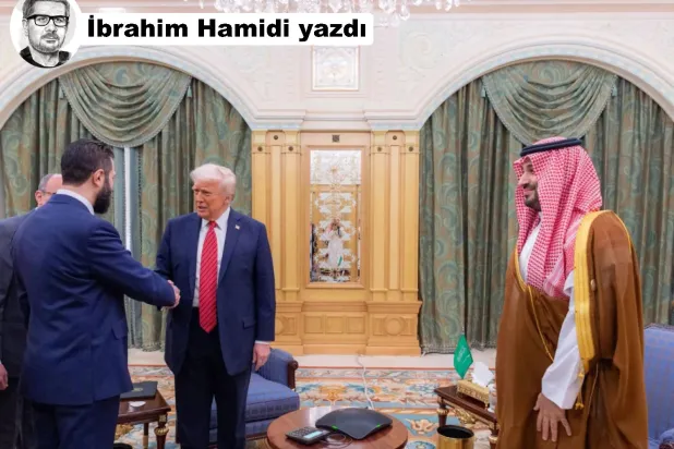 Suudi Arabistan Veliaht Prensi Muhammed bin Selman, ABD Başkanı Donald Trump ve Suriye Cumhurbaşkanı Ahmed eş-Şera Riyad'da bir araya geldi, 14 Mayıs 2025 (SPA)