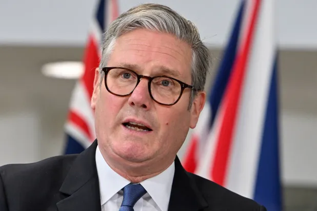 رئيس الوزراء البريطاني كير ستارمر (رويترز)