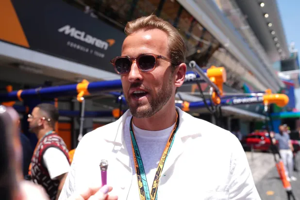 كين خلال وجوده في سباق جائزة إسبانيا الكبرى (د.ب.أ)