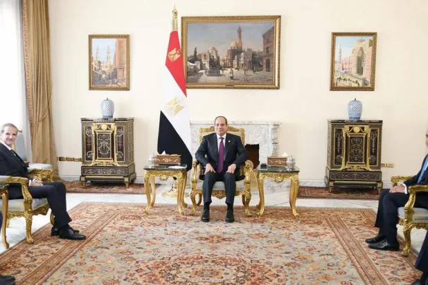 السيسي يستقبل بالقاهرة رافائيل غروسي مدير عام الوكالة الدولية للطاقة الذرية (الرئاسة المصرية)