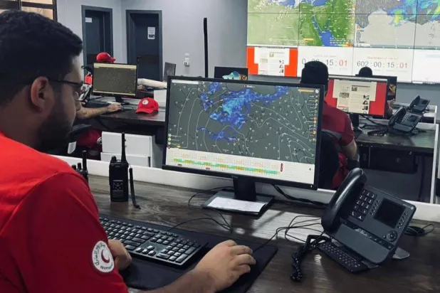 فرق الهلال الأحمر المصري تتابع تطورات الأحداث المناخية والزلزالية في مصر (الهلال الأحمر)