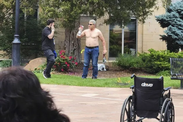 المشتبه به في هجوم كولورادو محمد صبري سليمان (أ.ب)