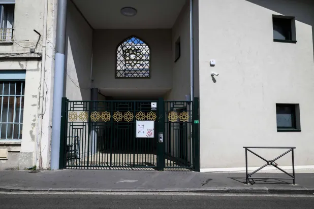 «مسجد الرحمة» في مدينة ليون الفرنسية (أ.ف.ب)