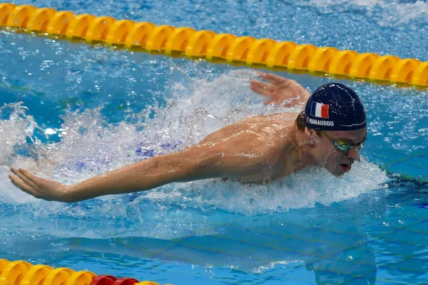 الإجراء يدخل حيز التنفيذ فوراً بعدما أقره مكتب الاتحاد الدولي (أ.ف.ب)