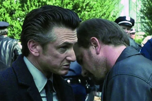 «ميستيك ريڤر» مع شون بن وإخراج إيستوود (وورنر)