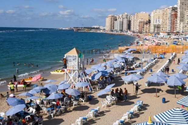 شواطئ الإسكندرية تستقبل الزوار (محافظة الإسكندرية)