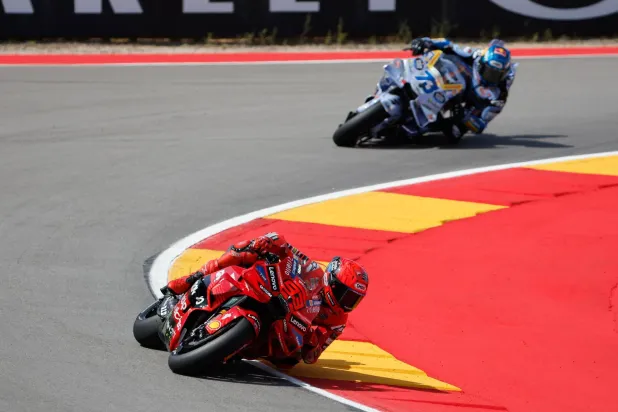 مارك ماركيز متسابق «دوكاتي» سيتقدم المنطلقين في خيريز (إ.ب.أ)