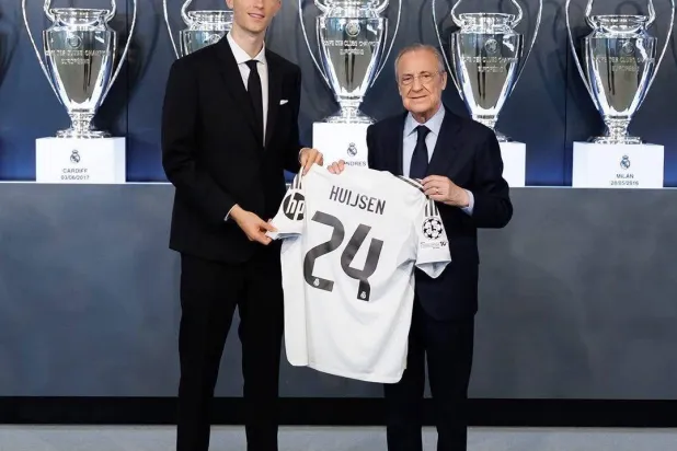 دين هويسين (رويترز)