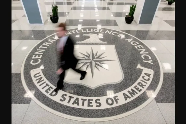شعار وكالة المخابرات المركزية الأميركية (سي آي إيه) - (رويترز)