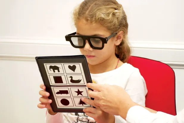 قصر النظر... هل هو ثمن التطور الرقمي الذي يدفعه أطفالنا؟