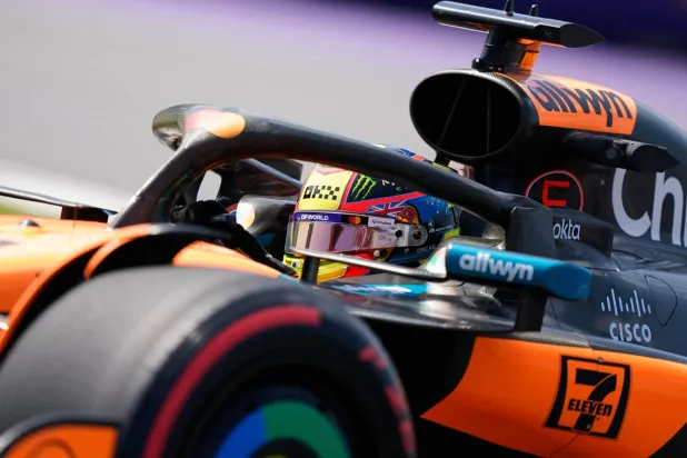 بياستري خلال مرحلة التجارب الحرة لجائزة كندا الكبرى (أ.ف.ب)