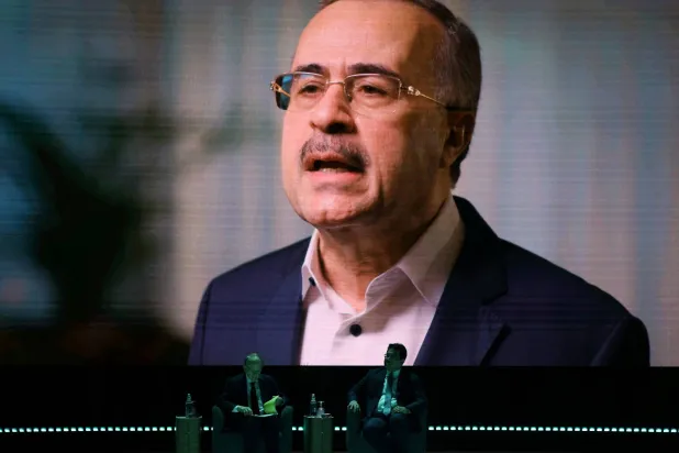 الرئيس التنفيذي لـ«أرامكو» أمين الناصر متحدثاً عبر فيديو بمؤتمر «آسيا للطاقة» في كوالالمبور (رويترز)