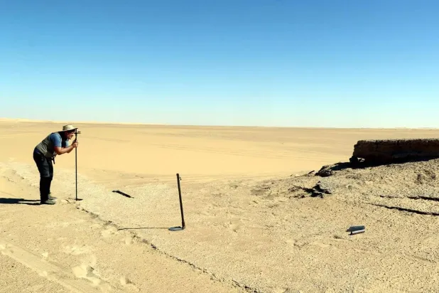 البيئة القاحلة أجبرت الجماعات البشرية على الهجرة إلى أماكن أكثر ملاءمة للحياة (واس)