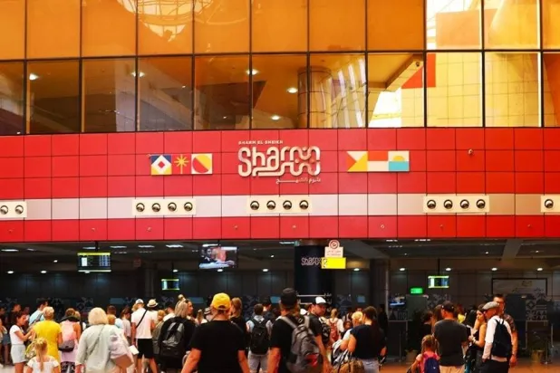 مطار شرم الشيخ الدولي يشهد زحاماً (محافظة جنوب سيناء)