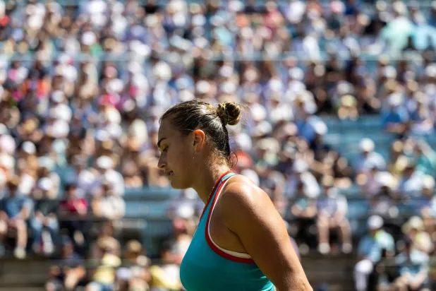 البيلاروسية أرينا سابالينكا تودّع برلين (د.ب.أ)