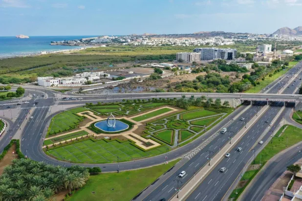 العاصمة العمانية مسقط (رويترز)