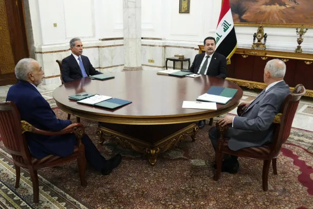 رئيس الوزراء محمد شياع السوداني يحضر اجتماعاً ضم رؤساء الجمهورية عبد اللطيف جمال رشيد والبرلمان محمود المشهداني ومجلس القضاء الأعلى القاضي فائق زيدان (إكس)