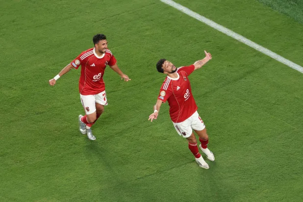 حرم الأهلي نفسه من فوز تاريخي كان سيحققه أمام بوروت (أ.ف.ب) 