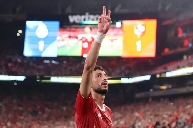 قال وسام أبو علي أنه حزين لعدم الفوز وإسعاد جماهير الأهلي (إ.ب.أ) 