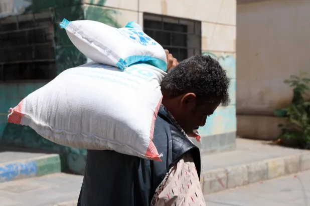 أكثر من 20 مليون يمني بحاجة إلى نوع من المساعدة الإنسانية وفق بيانات الأمم المتحدة (إ.ب.أ)