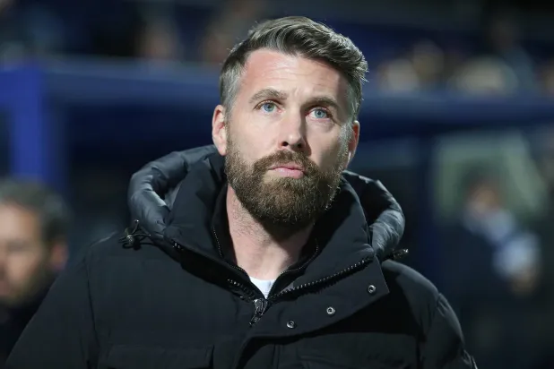 روب إدواردز (رويترز)