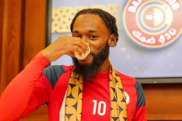 النجم الكاميروني كيفين نكودو (نادي ضمك)