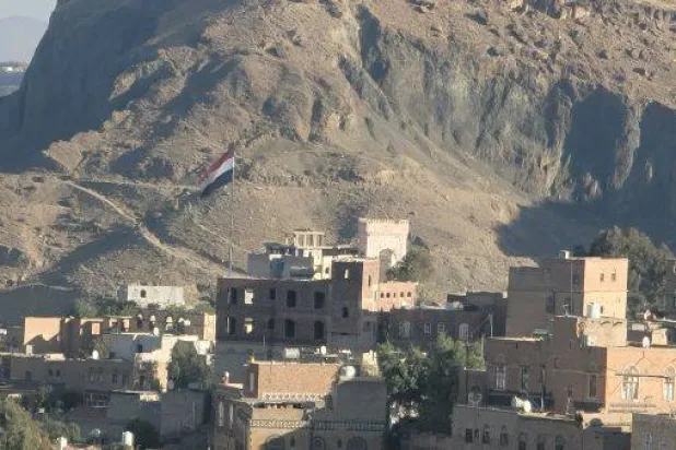مرتفعات جبلية استولى عليها الحوثيون في غرب صنعاء (الشرق الأوسط)