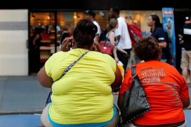 إذا كانت نسبة الدهون في الجسم أكبر من كتلة العضلات فمن المرجح أن تكون لديك دهون حشوية (رويترز)