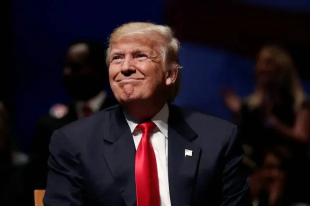 على قائمة دونالد ترمب السينمائية 6 أفلام تنتمي إلى خانة الكلاسيكيات (رويترز)