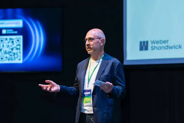 زياد حاصباني الرئيس التنفيذي لشركة «ويبر شاندويك» في المنطقة خلال مؤتمر إطلاق التقرير