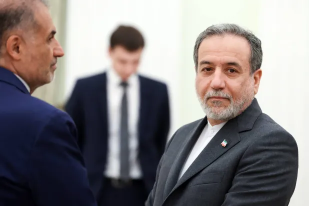 وزير الخارجية الإيراني عباس عراقجي في موسكو (إ.ب.أ)