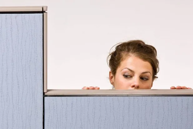 لترسيخ ثقافة تحترم الخصوصية وتتفهَّم الحدود الشخصية (جامعة بوسطن)