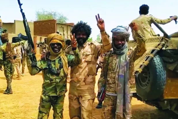 Kuzey Darfur eyaletinin başkenti el-Faşir'deki Hızlı Destek Kuvvetleri (HDK) mensupları (Arşiv - Telegram)