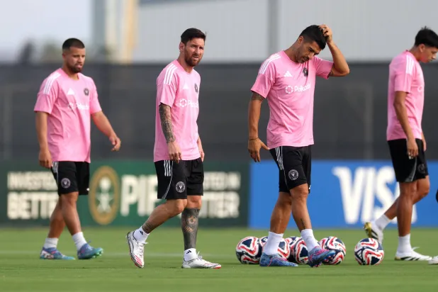 ميسي من الحصص التدريبية الأخيرة (رويترز)