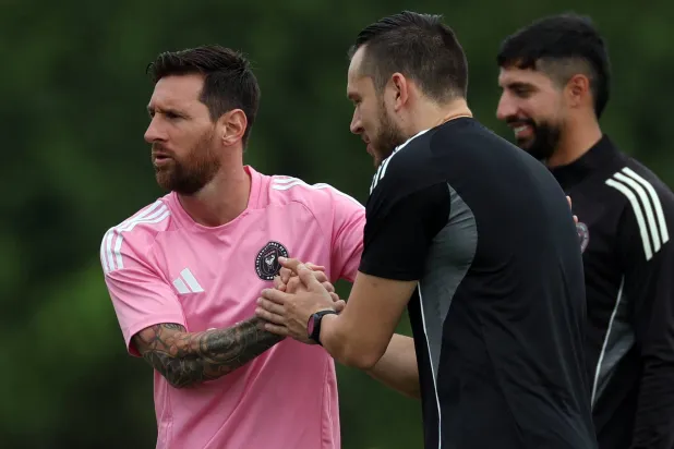 ليونيل ميسي يقود إنتر ميامي (رويترز)