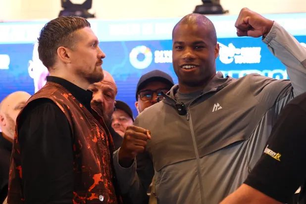Oleksandr Usyk ve Daniel Dubois (Reuters)