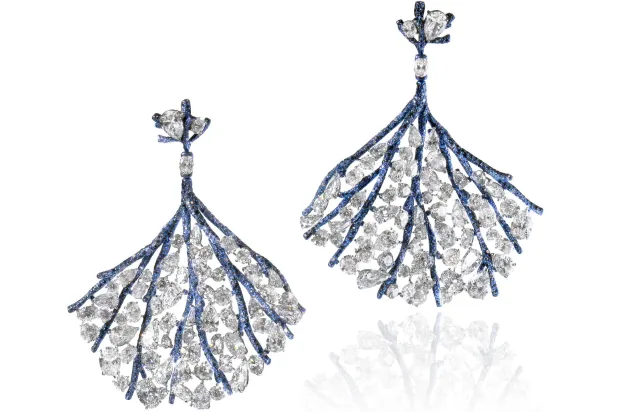 الفنانة سيندي تشاو تغوص في الأعماق... جسداً وروحاً